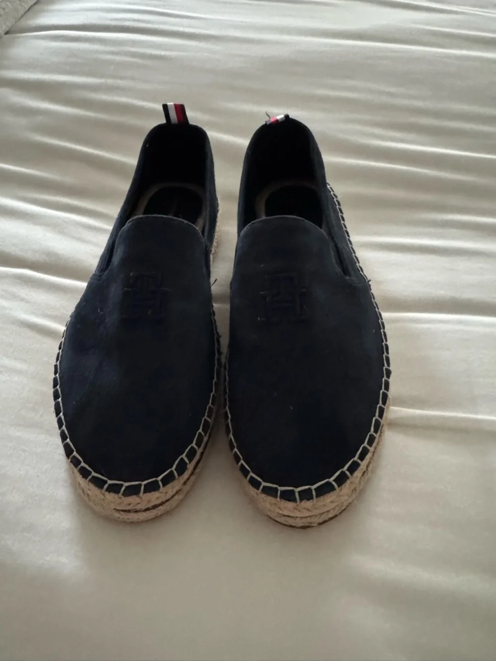 Tommy Hilfiger Navy Suede Espadrille Slip-On Loafers - Picture 2 of 7